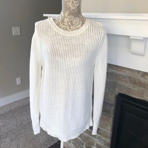 Banana Republic White Sweater Size Medium